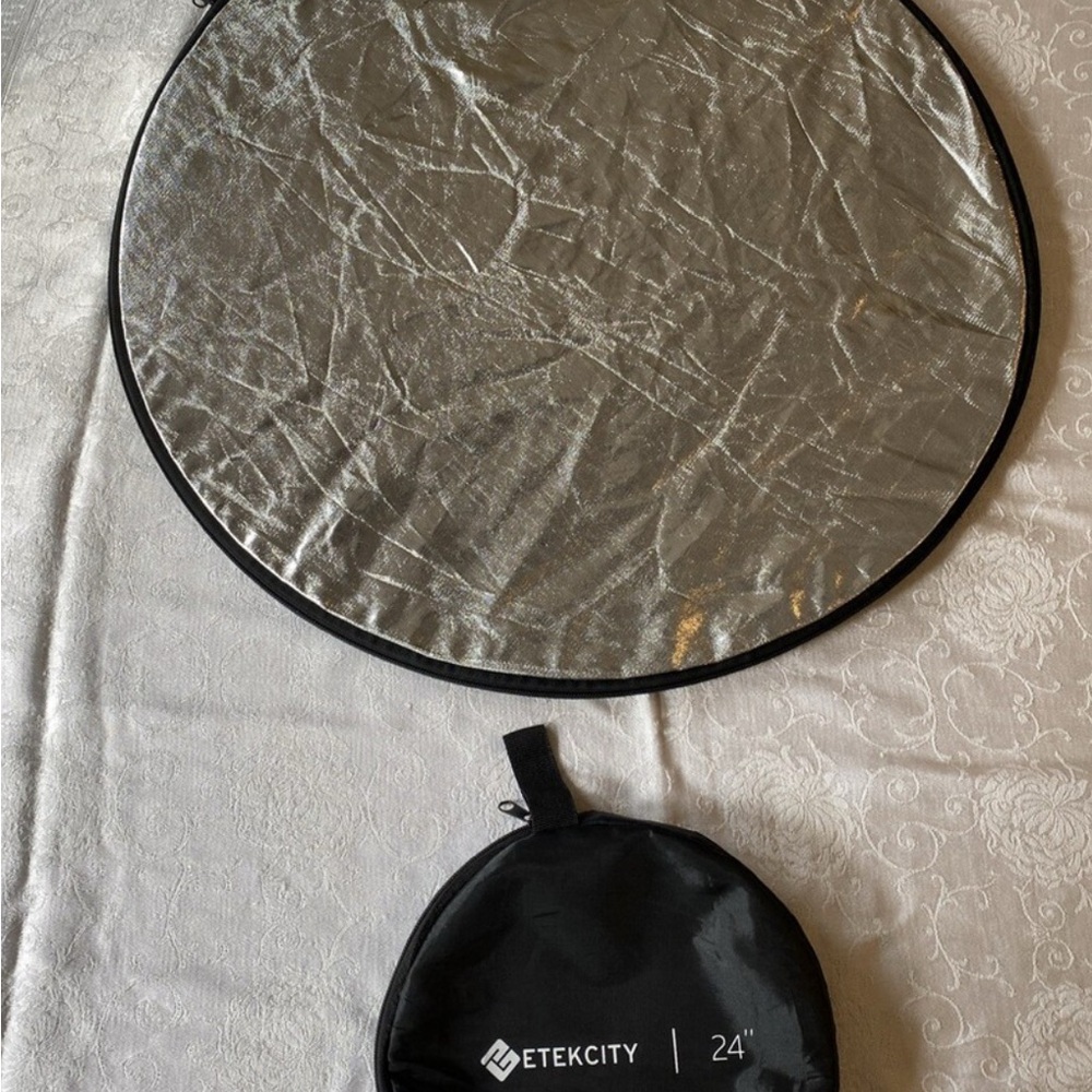 Etekcity Silver Reflective Collapsible Disc